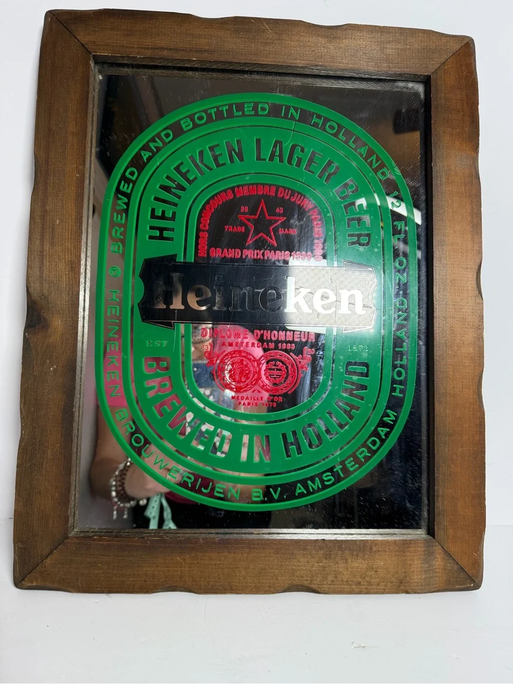 Vintage Heineken Lager Beer Mirror Sign Scalloped Wood Frame 15” x 18” Bar Decor